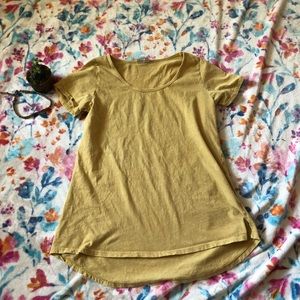 Mustard yellow top